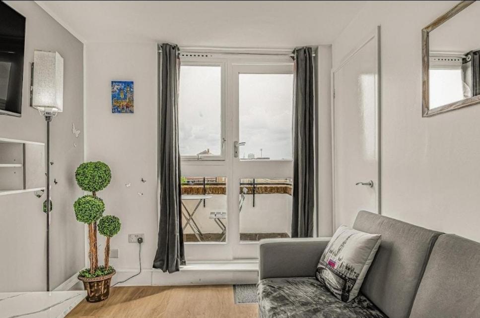 Amazing Marina-Overlooking 1Bed London Eksteriør bilde